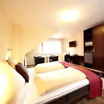 Christiana's Wein & Art Hotel Bernkastel-Kues