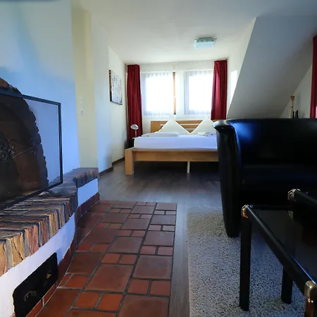 Christiana's Wein & Art 호텔 3*