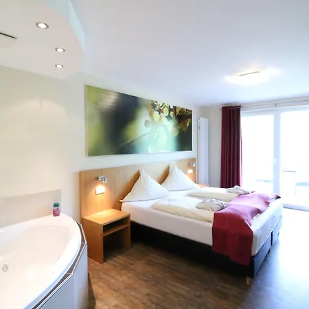 Hotel Christiana's Wein & Art 3*