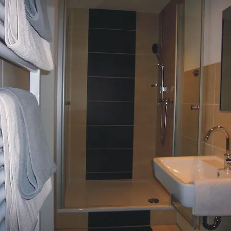 克里斯蒂安娜维恩艺术酒店 酒店