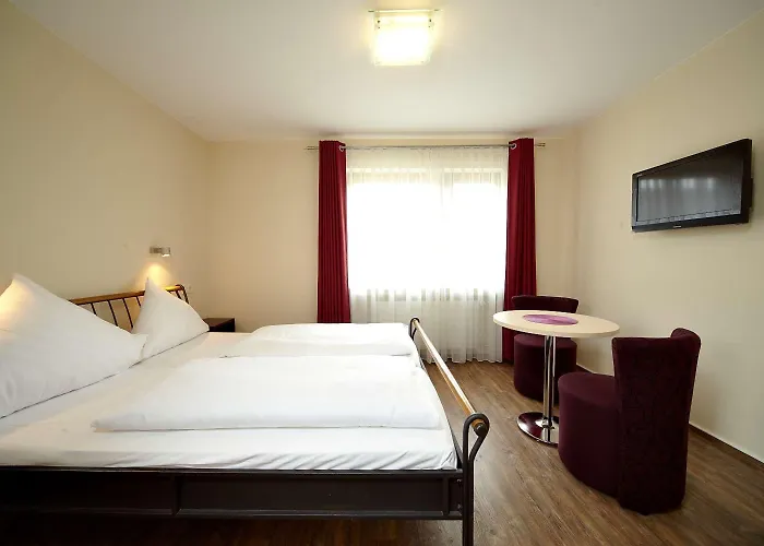 Christiana's Wein & Art فندق