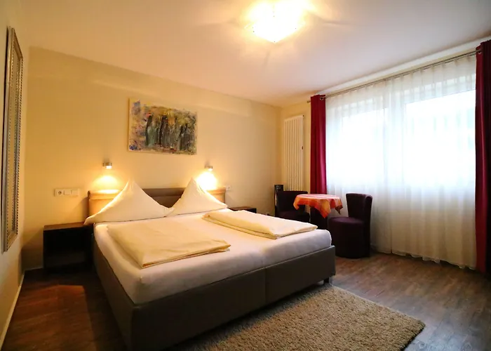 Christiana's Wein & Art فندق