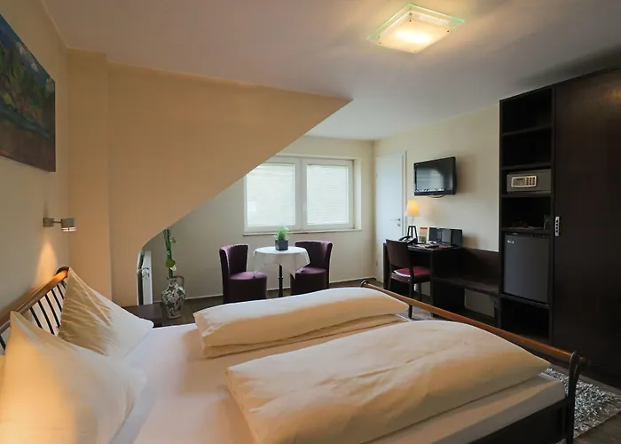 Christiana's Wein & Art فندق 3*