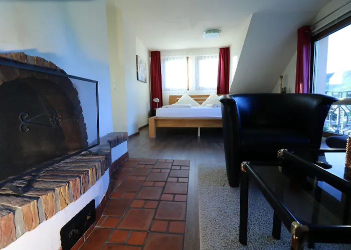 Christiana's Wein & Art فندق 3*