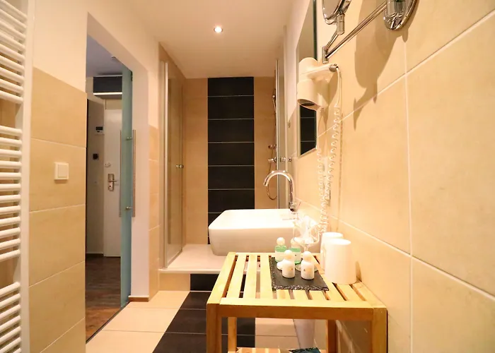 Christiana's Wein & Art