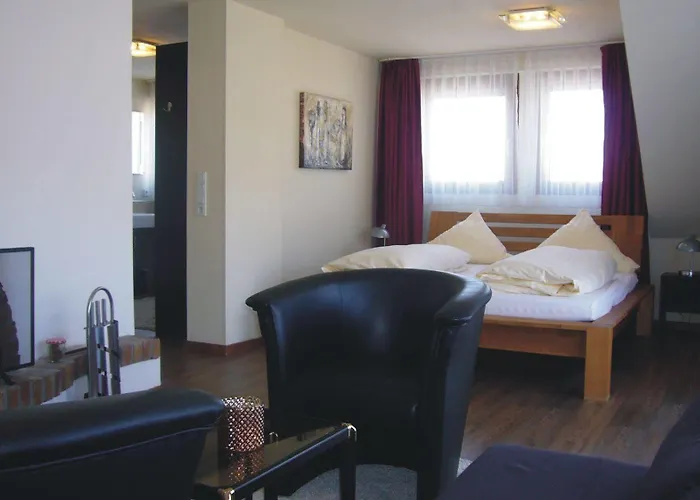 Christiana's Wein & Art فندق برنكاستيل كويس